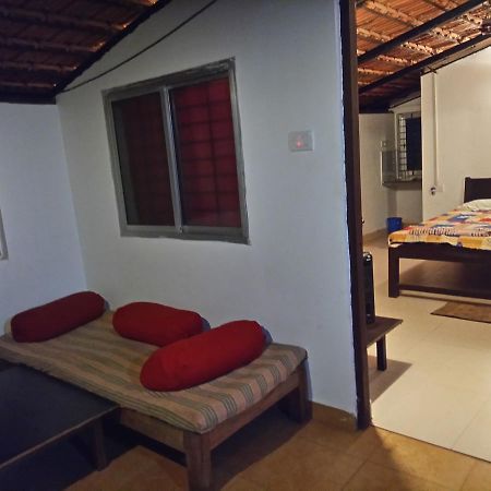 Sunshine Vagator Hotel ภายนอก รูปภาพ